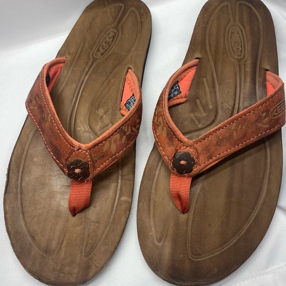 Keen Women’s Flip Flops SZ 7 Keen Florence Leather Coral With Floral Design - Picture 1 of 8